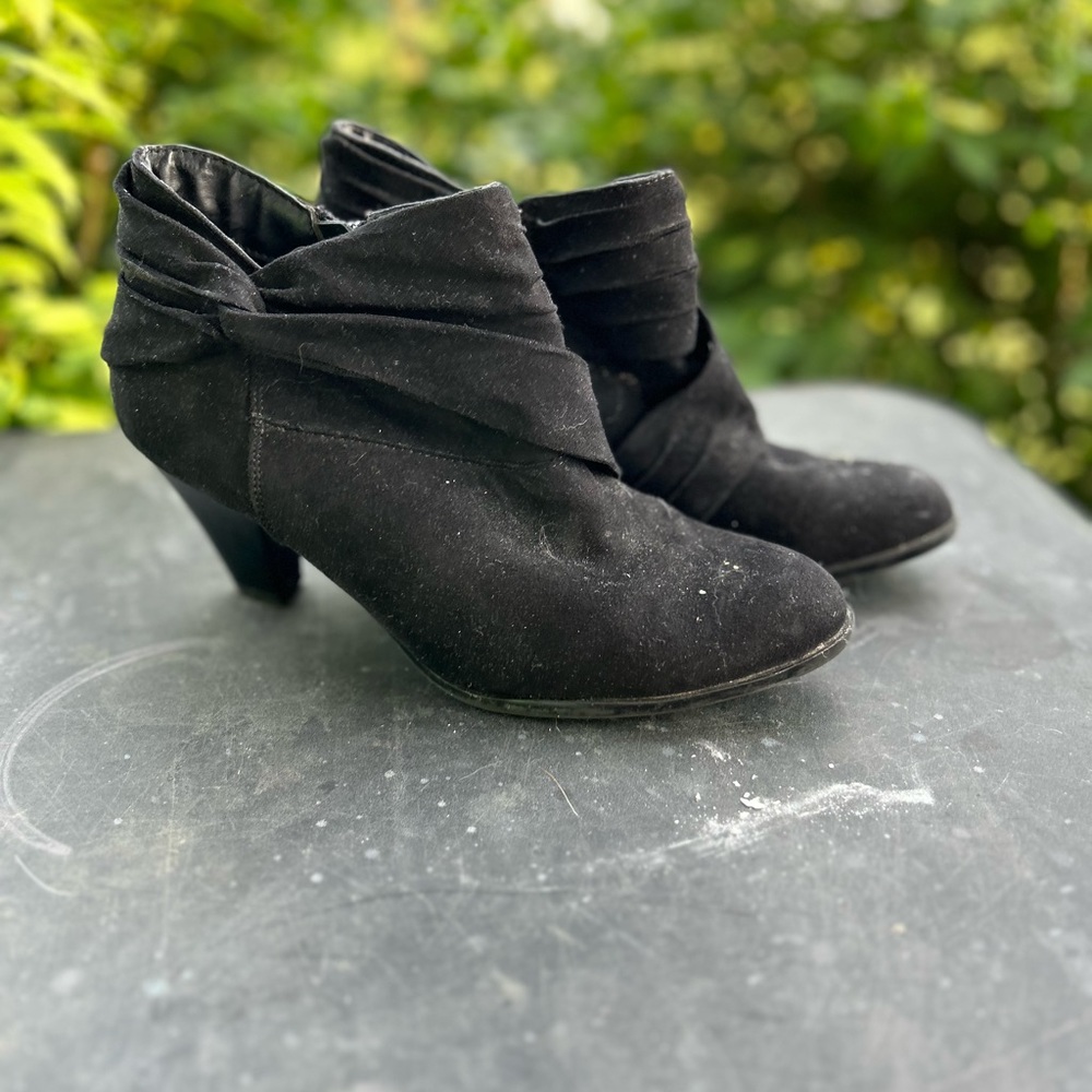 Booties - Picture 9 of 10